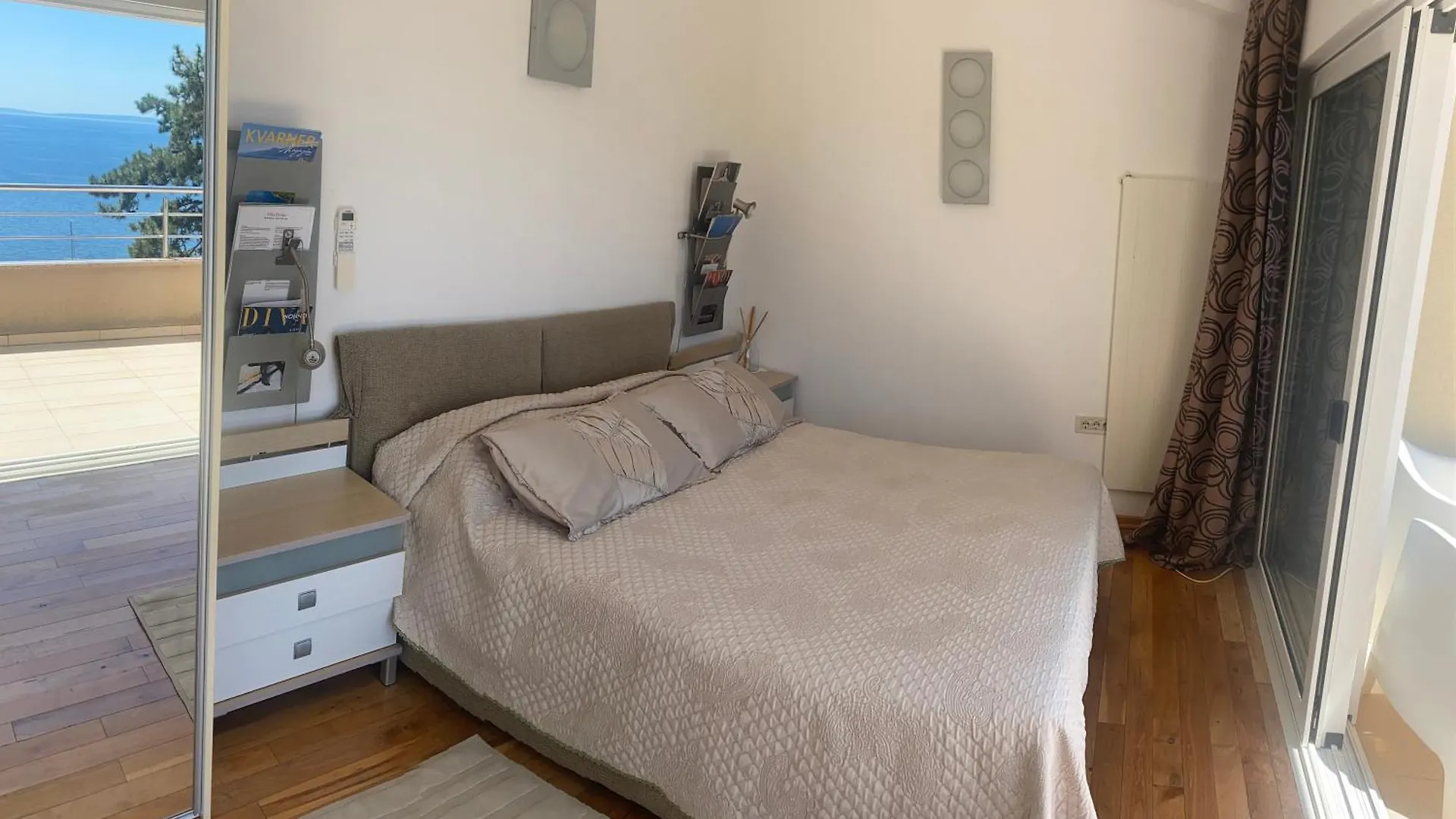 아파트 Villa Dinka Vip Apartmani 오파티아